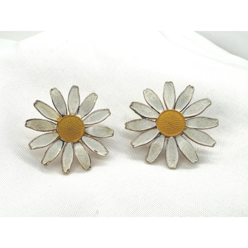 Vintage Daisy Earrings White‎ Enamel Gold Tone Chunky Clip On Y2K